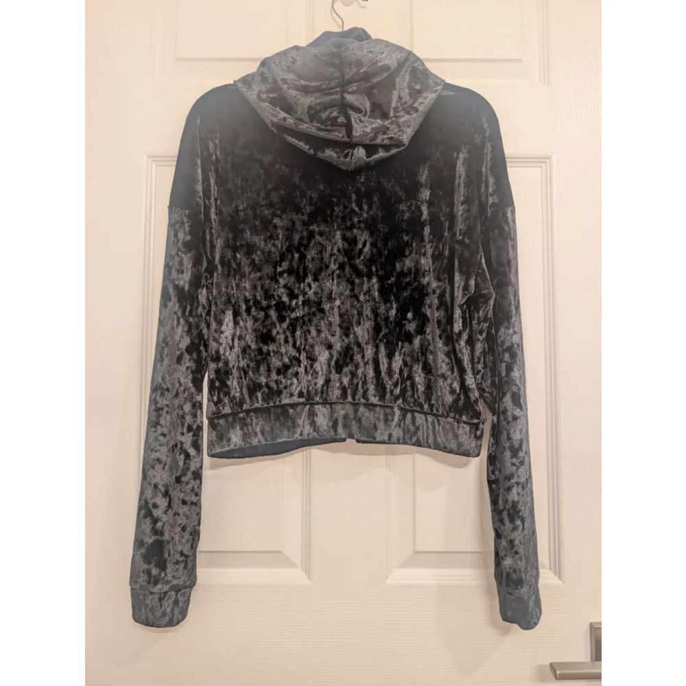Fabletics retailed $144